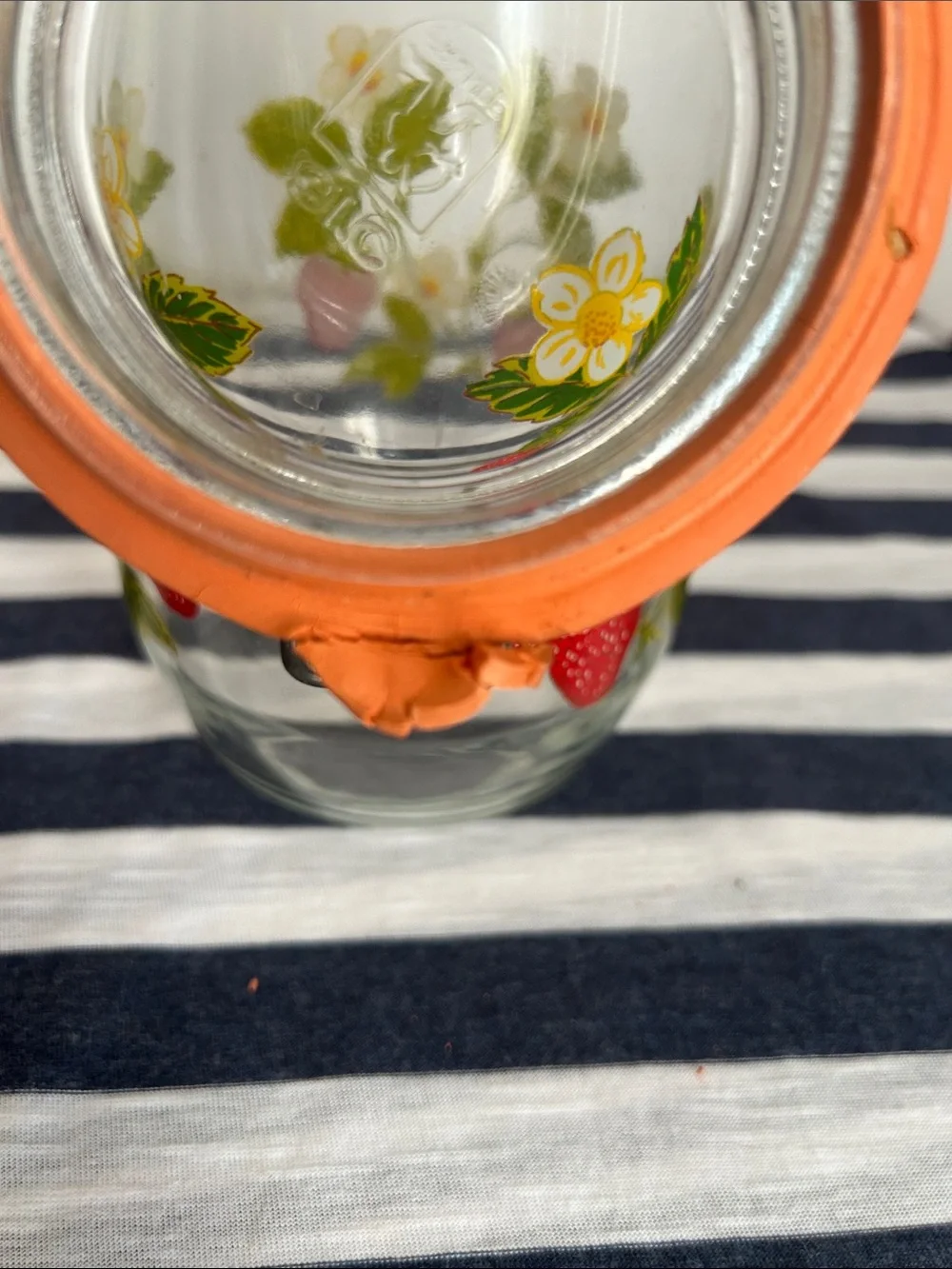 VINTAGE FRANCE Strawberry Blossom 1.5L